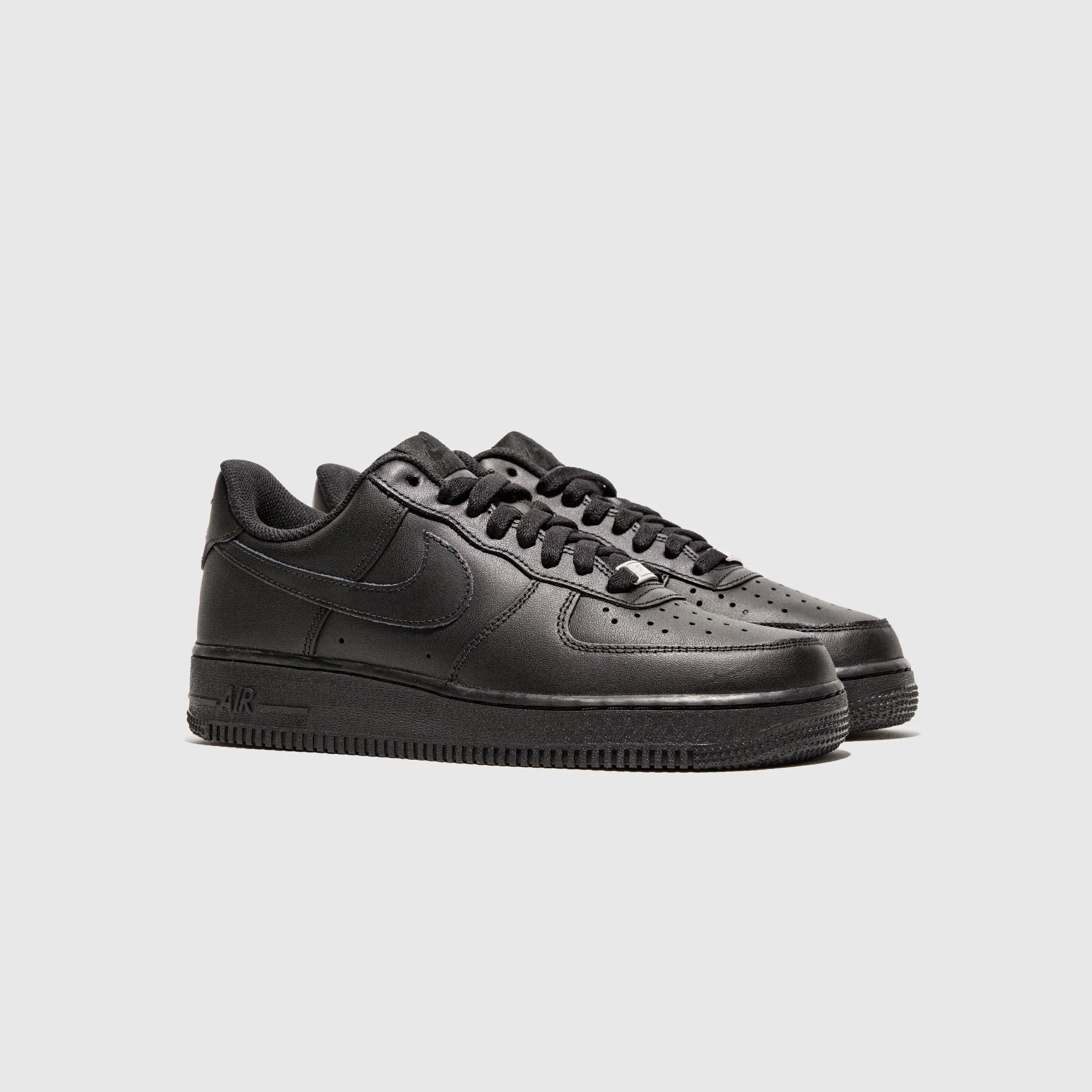 AIR FORCE 1 '07 "TRIPLE BLACK" - Image 2