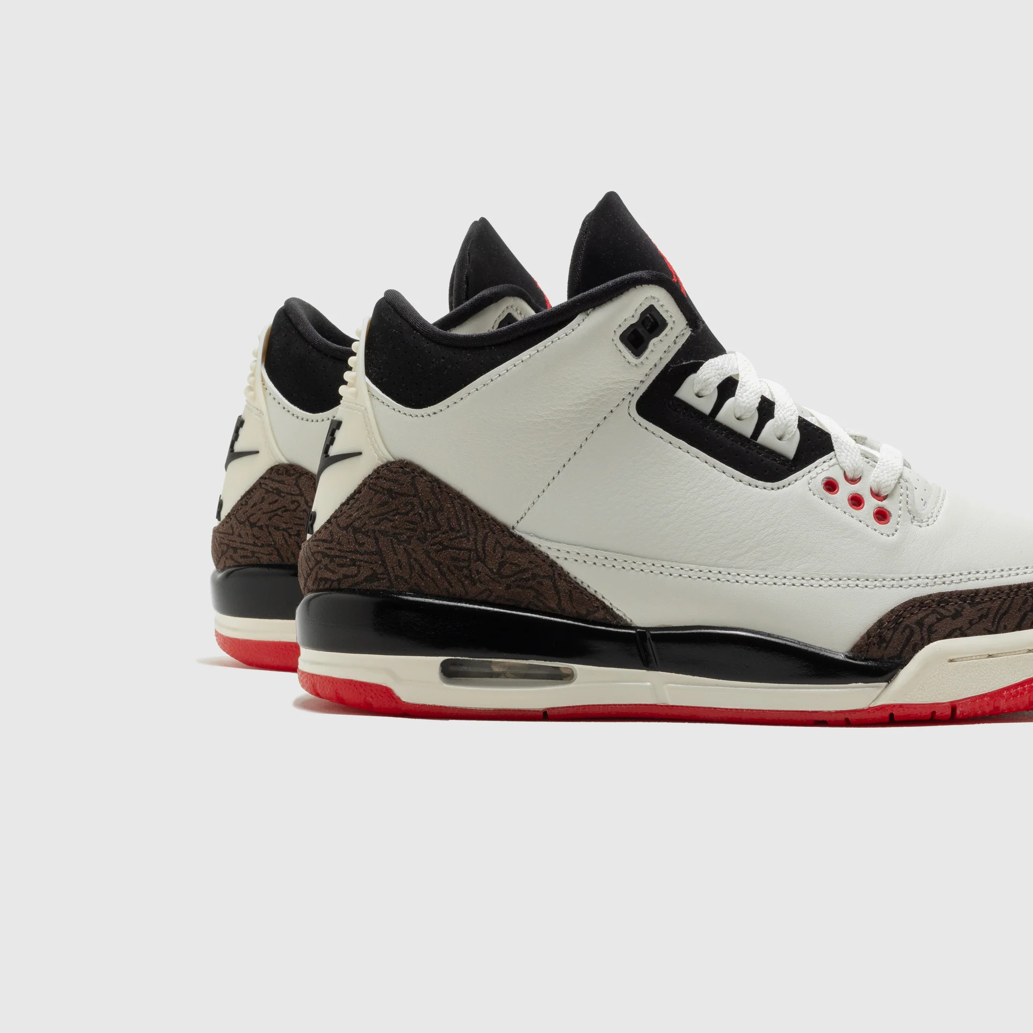 AIR JORDAN 3 RETRO "WORLD'S BEST DAD" (GS) - Image 5