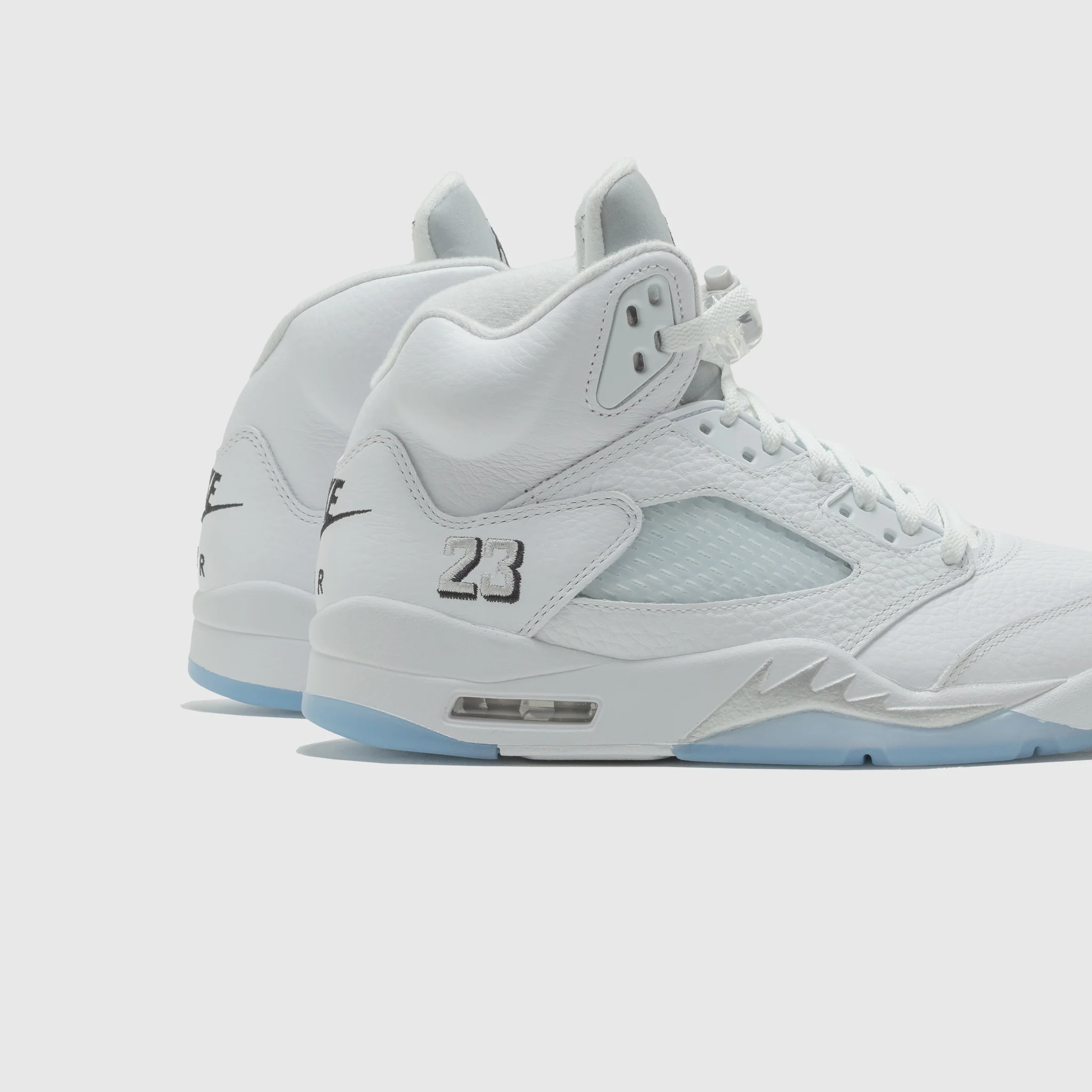 AIR JORDAN 5 RETRO "WHITE METALLIC" - Image 5
