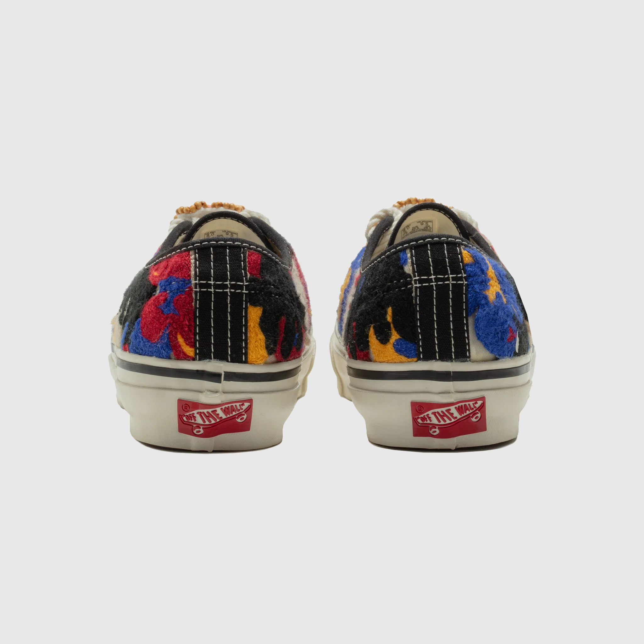 AUTHENTIC 44 LX "NEEDLEWORK" - Image 4