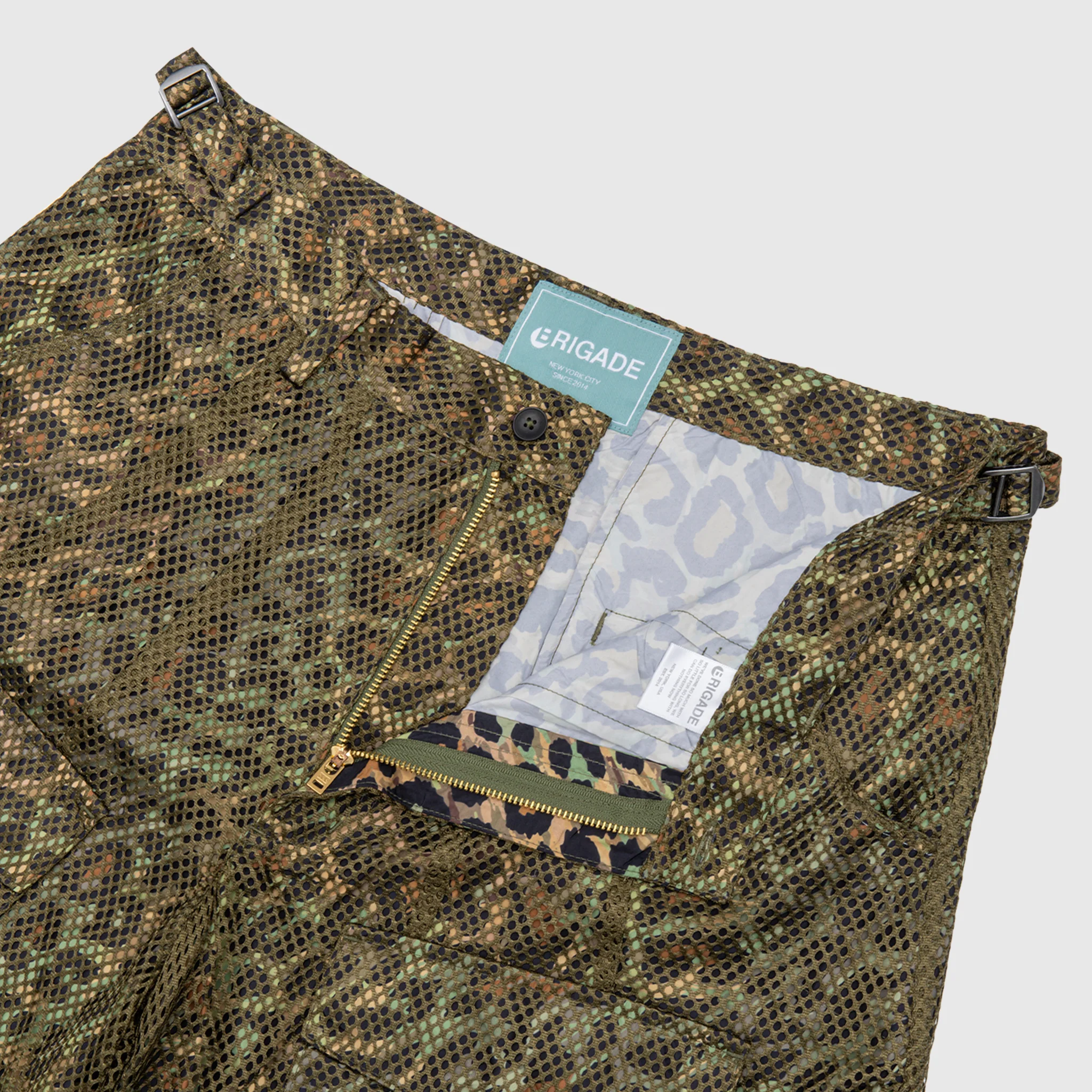 DOUBLE LAYER WIDE CARGO SHORTS - Image 3
