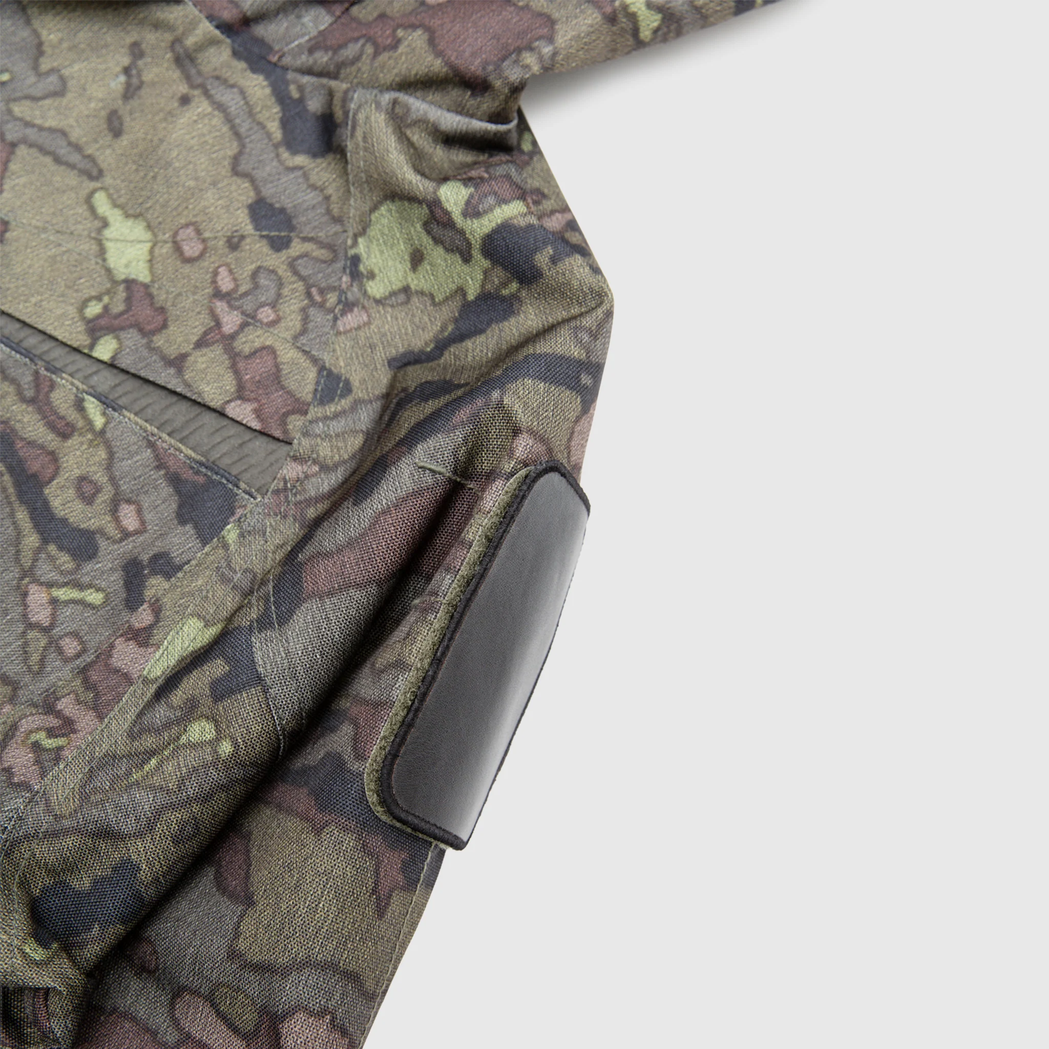 EP.8 01 JACKET - Image 7