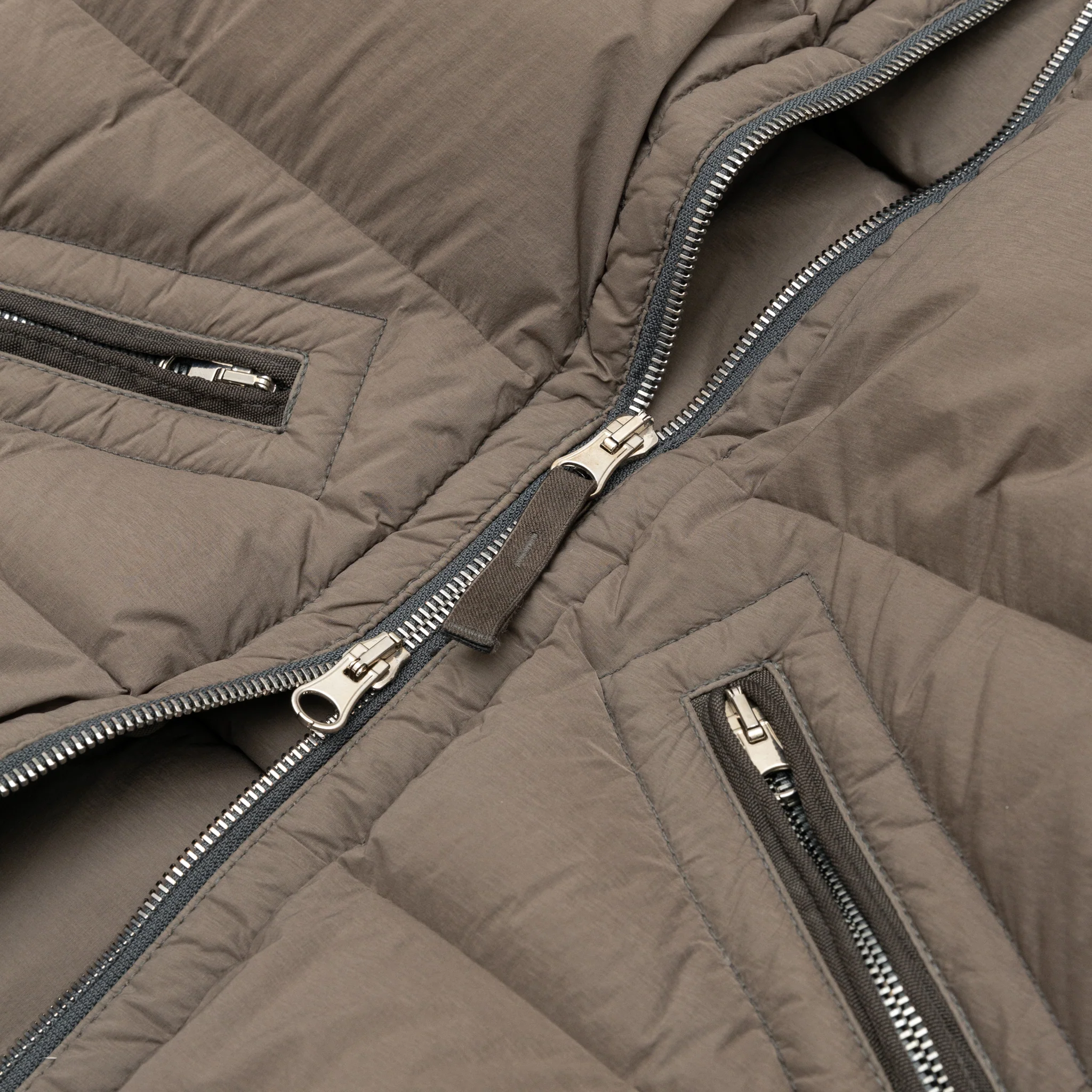 SEAMLESS TUNNEL NYLON DOWN-TC HOODED JACKET - Image 3