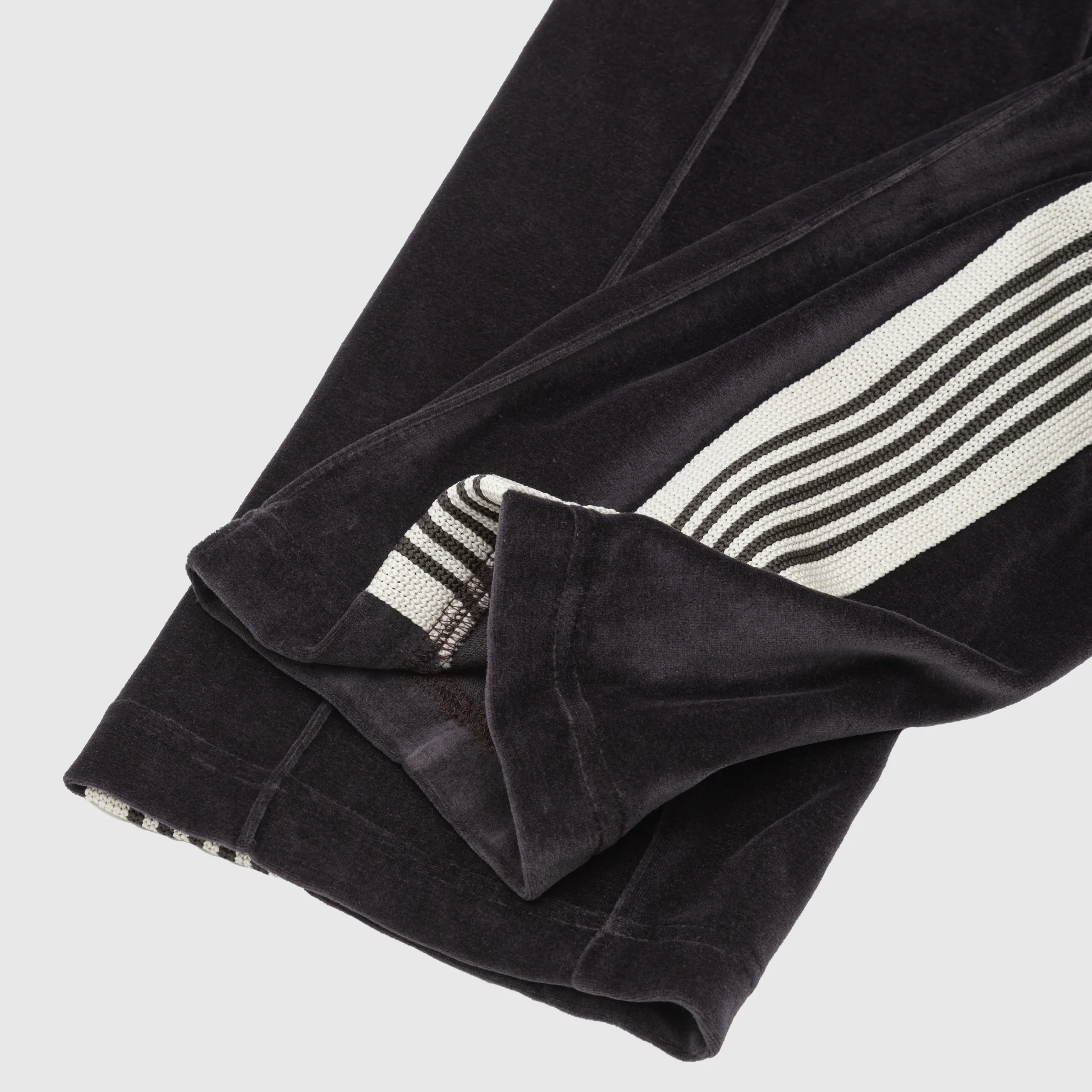 VELOUR NARROW TRACK PANT - Image 6