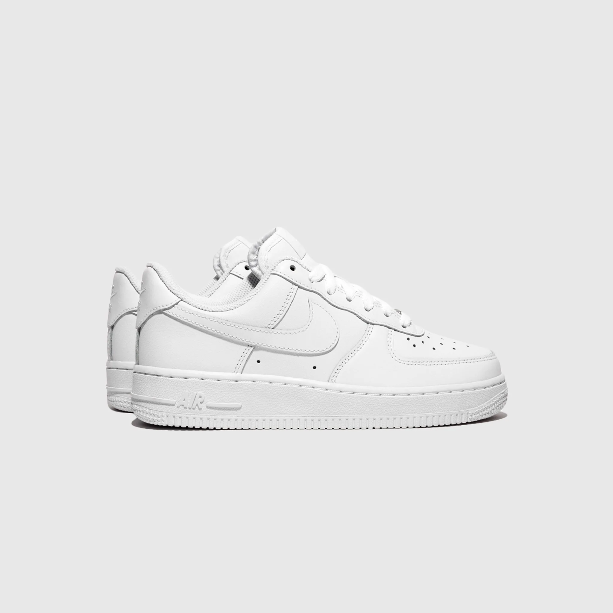 AIR FORCE 1 '07 "TRIPLE WHITE" - Image 5