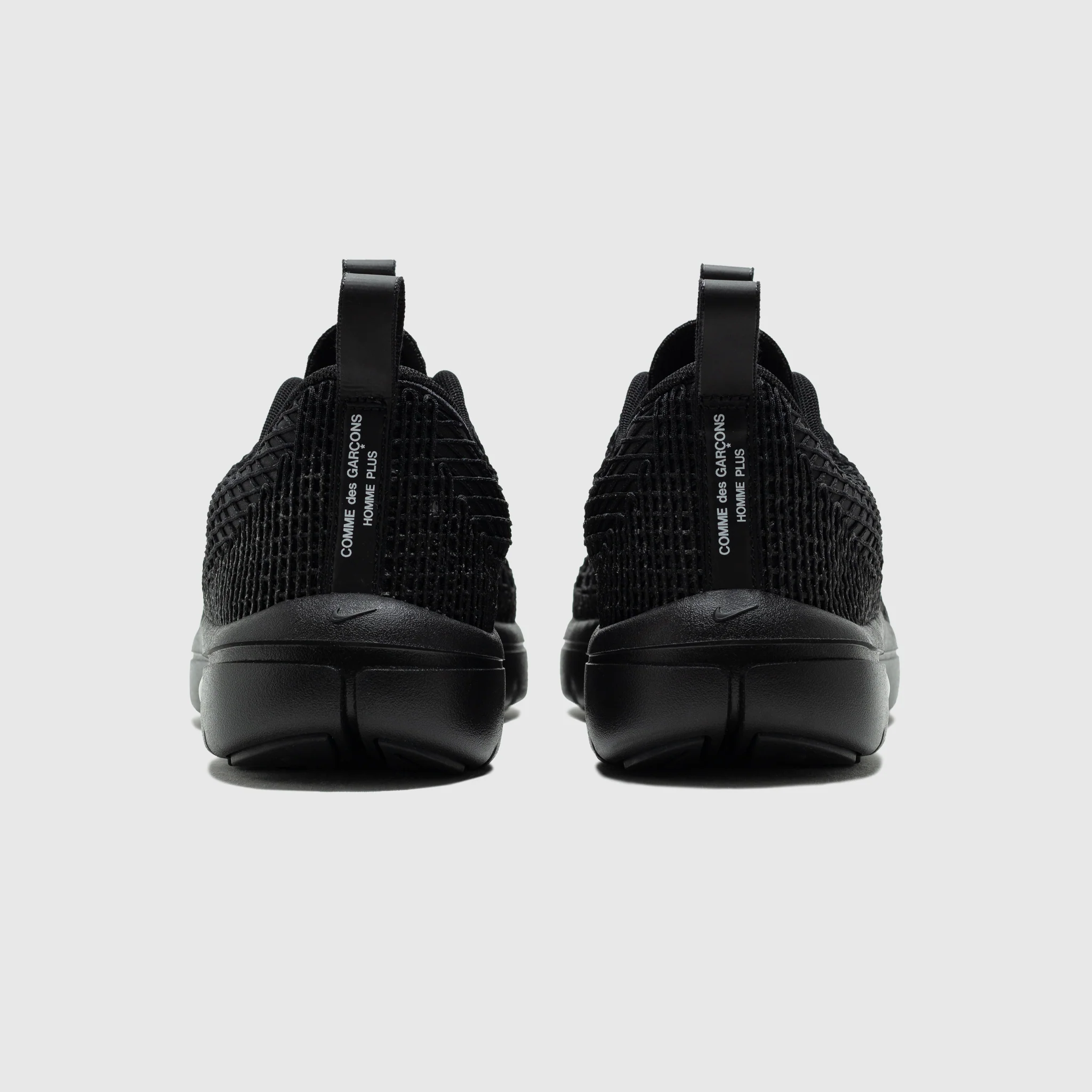 NIKE REJUVEN8 SP "BLACK/WHITE" - Image 4