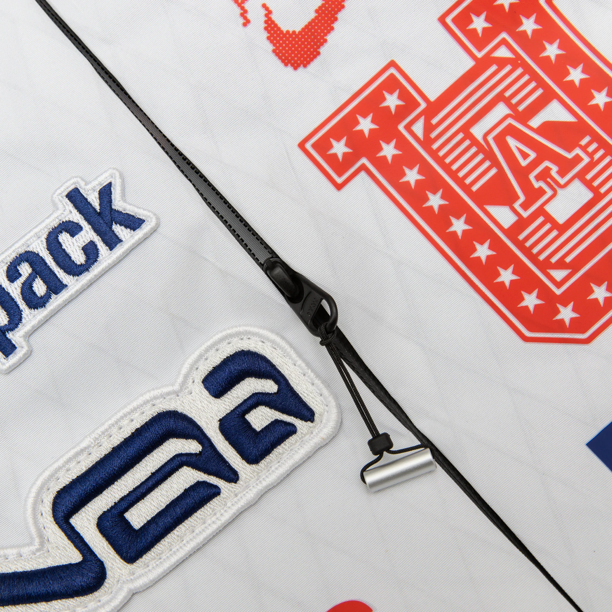 USA X V.A.A. AYSÉN BACKPACK - Image 3