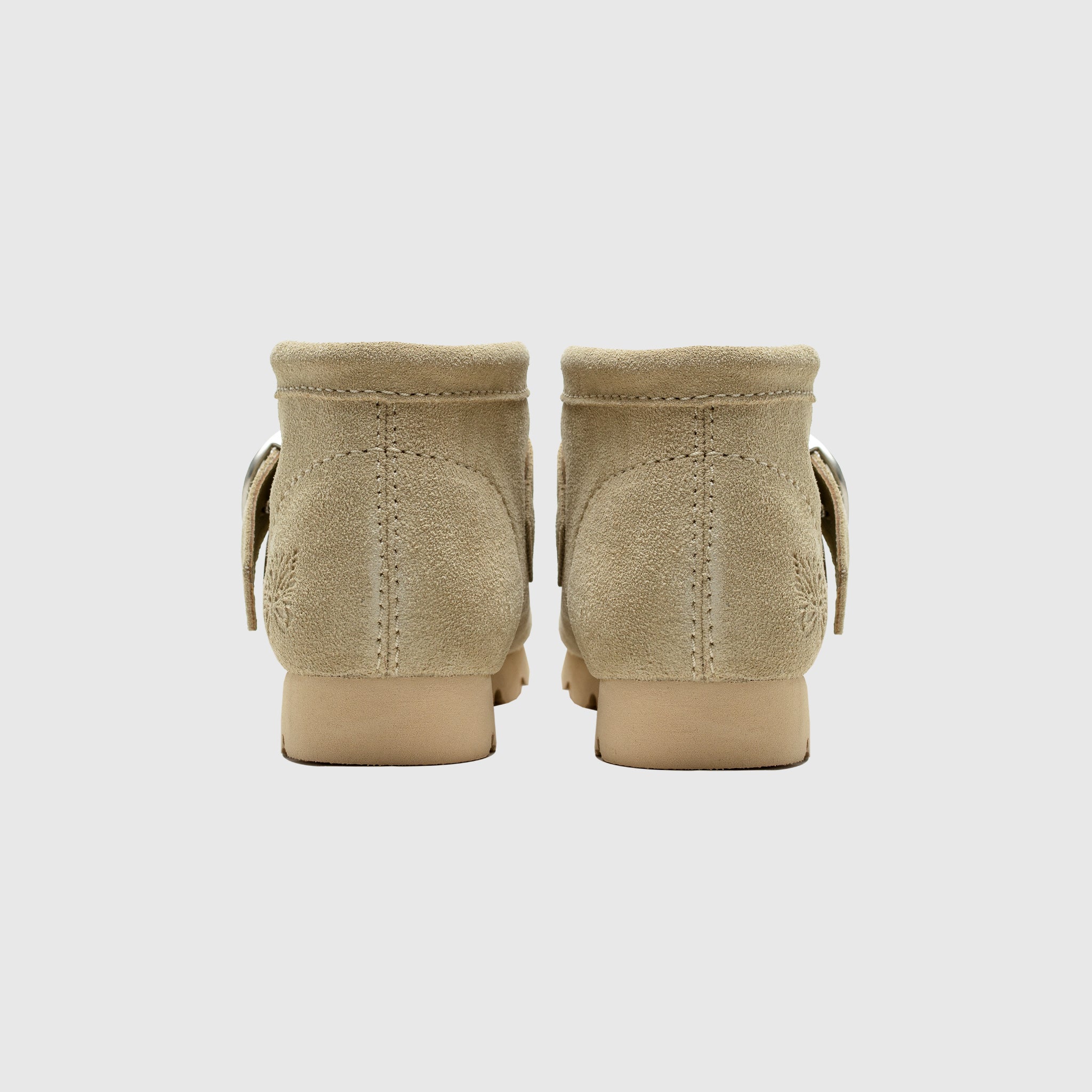 WALLABEE STRAP BOOT X NEEDLES - Image 4