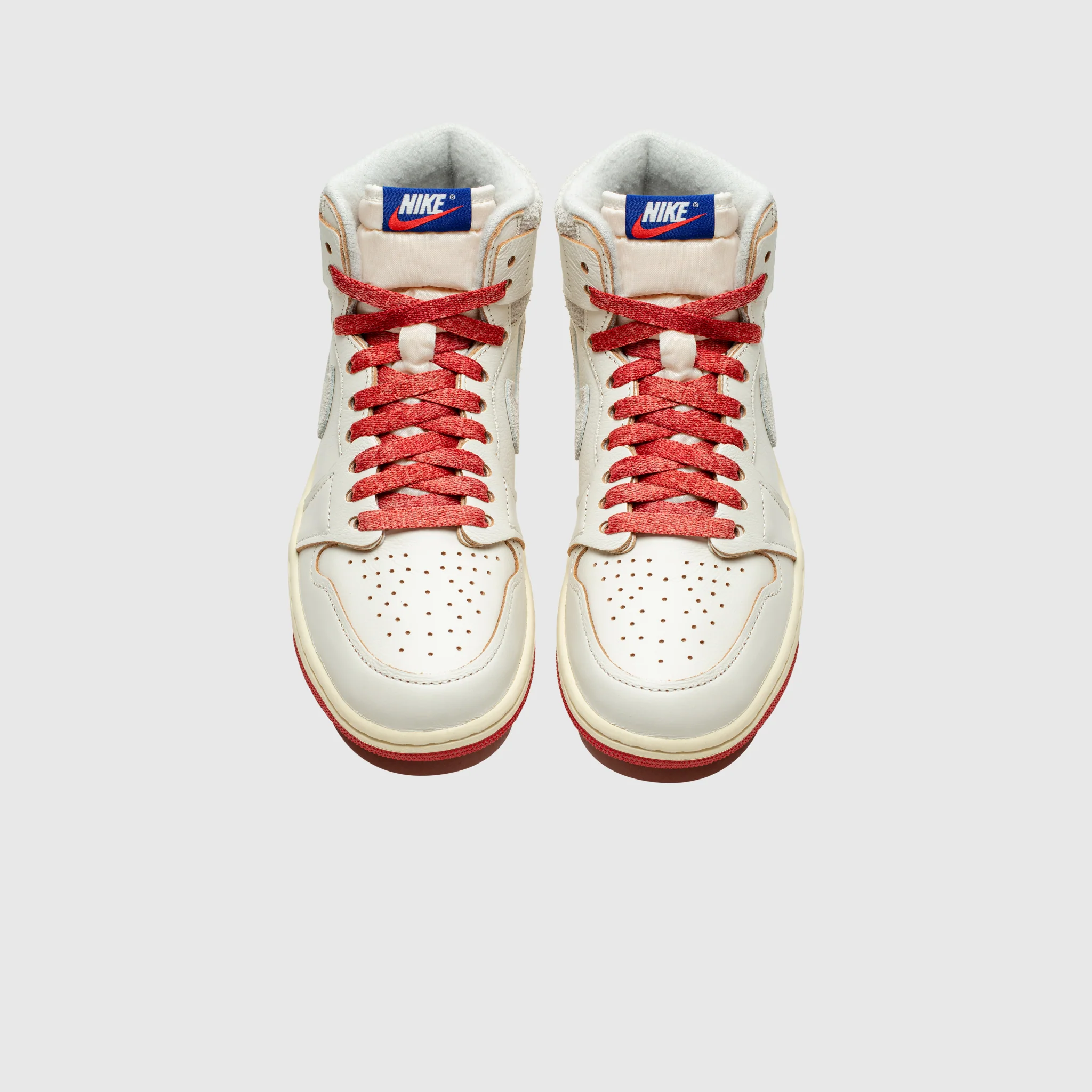 WMNS AIR JORDAN 1 HIGH OG "CINNABAR" - Image 3