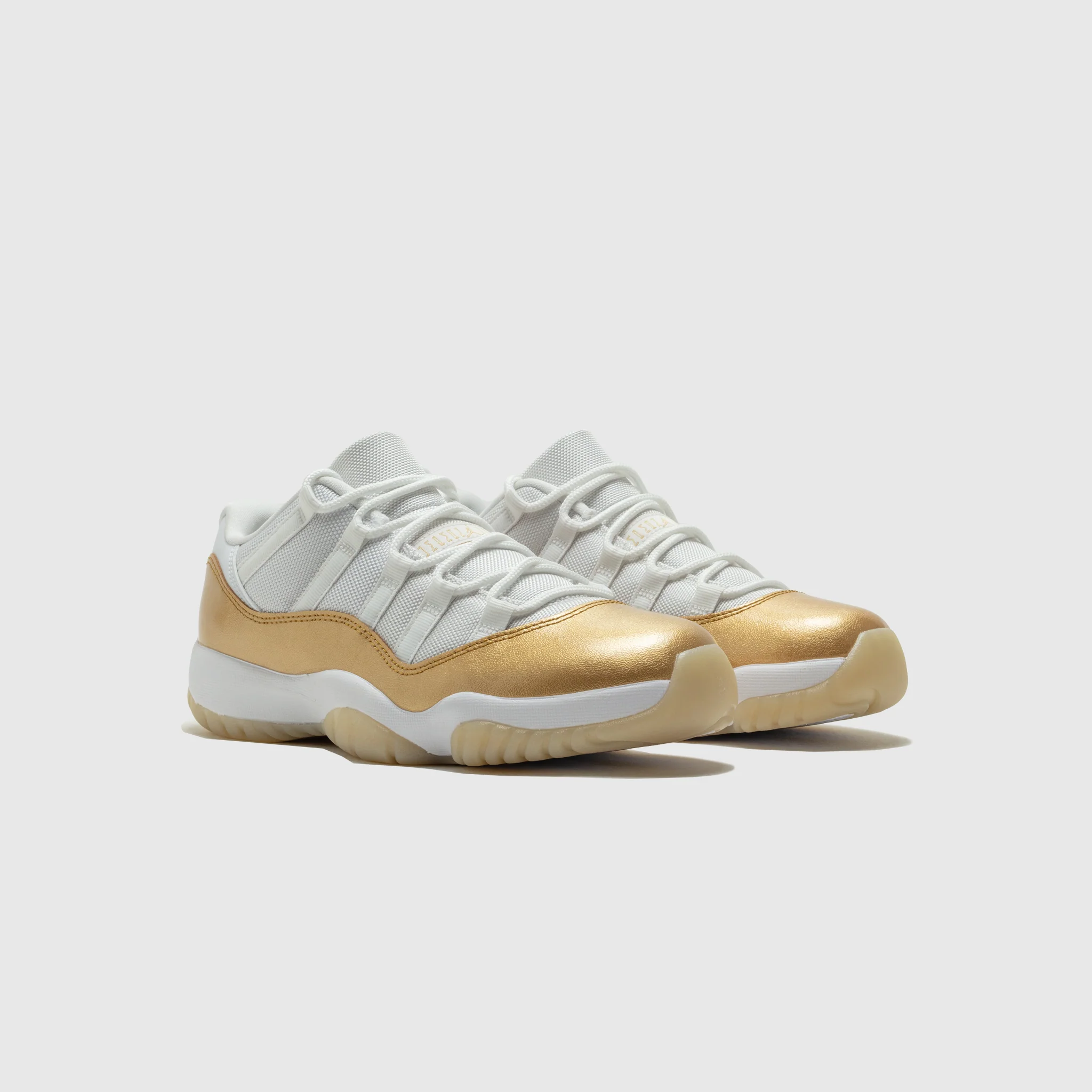 WMNS AIR JORDAN 11 RETRO LOW "MOTHER'S DAY" - Image 2