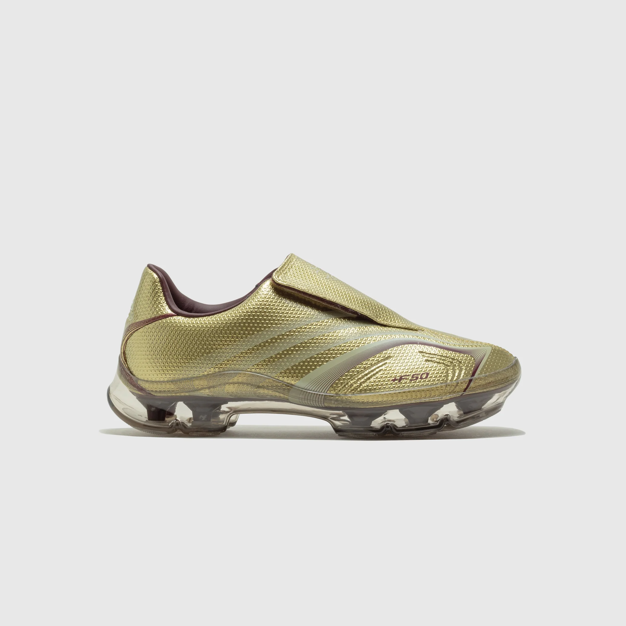 WMNS F50 WALKABLE SHOES "GOLD METALLIC"