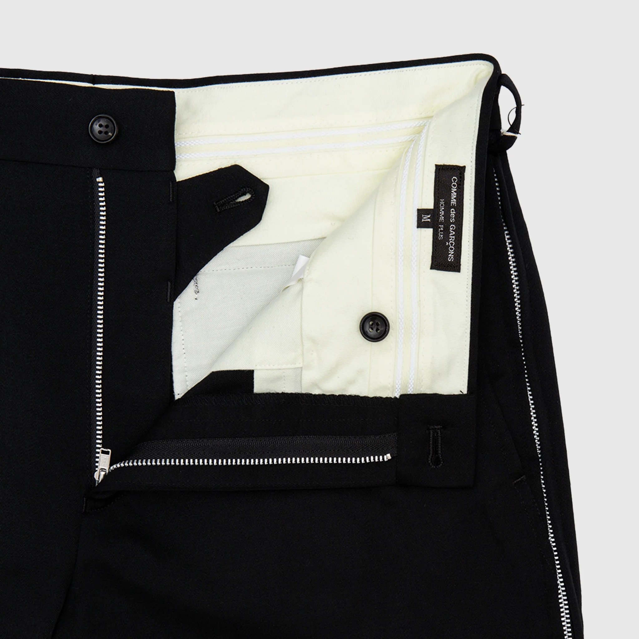 WOOL ZIP SHORTS - Image 3