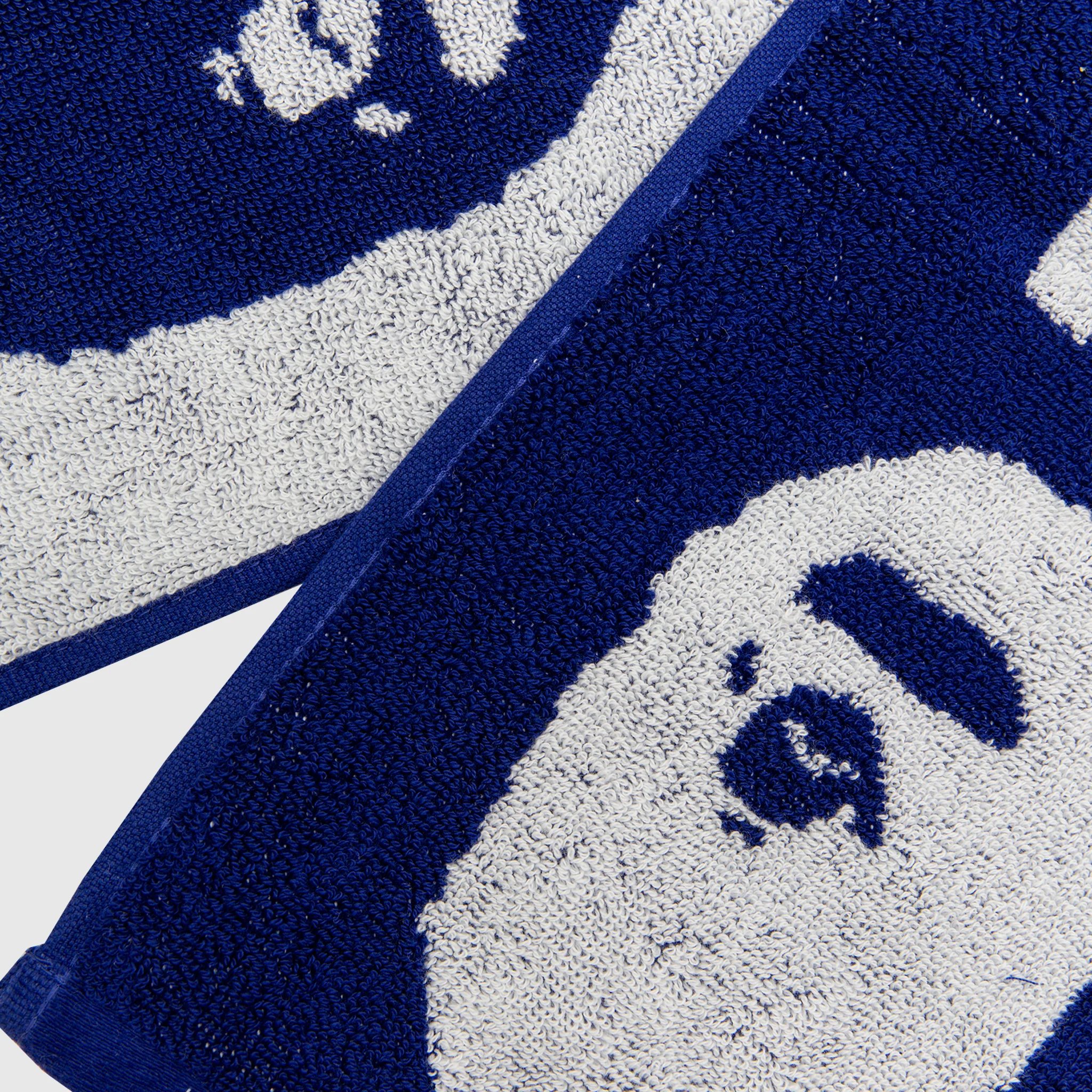 x BAPE FOOTBALL TOWEL "BLUE" - Image 4